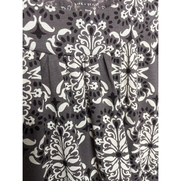 Sonoma Medium Printed Blouse Gray Short Sleeve Pleated Front Scoop Neck Cotton - Picture 5 of 11